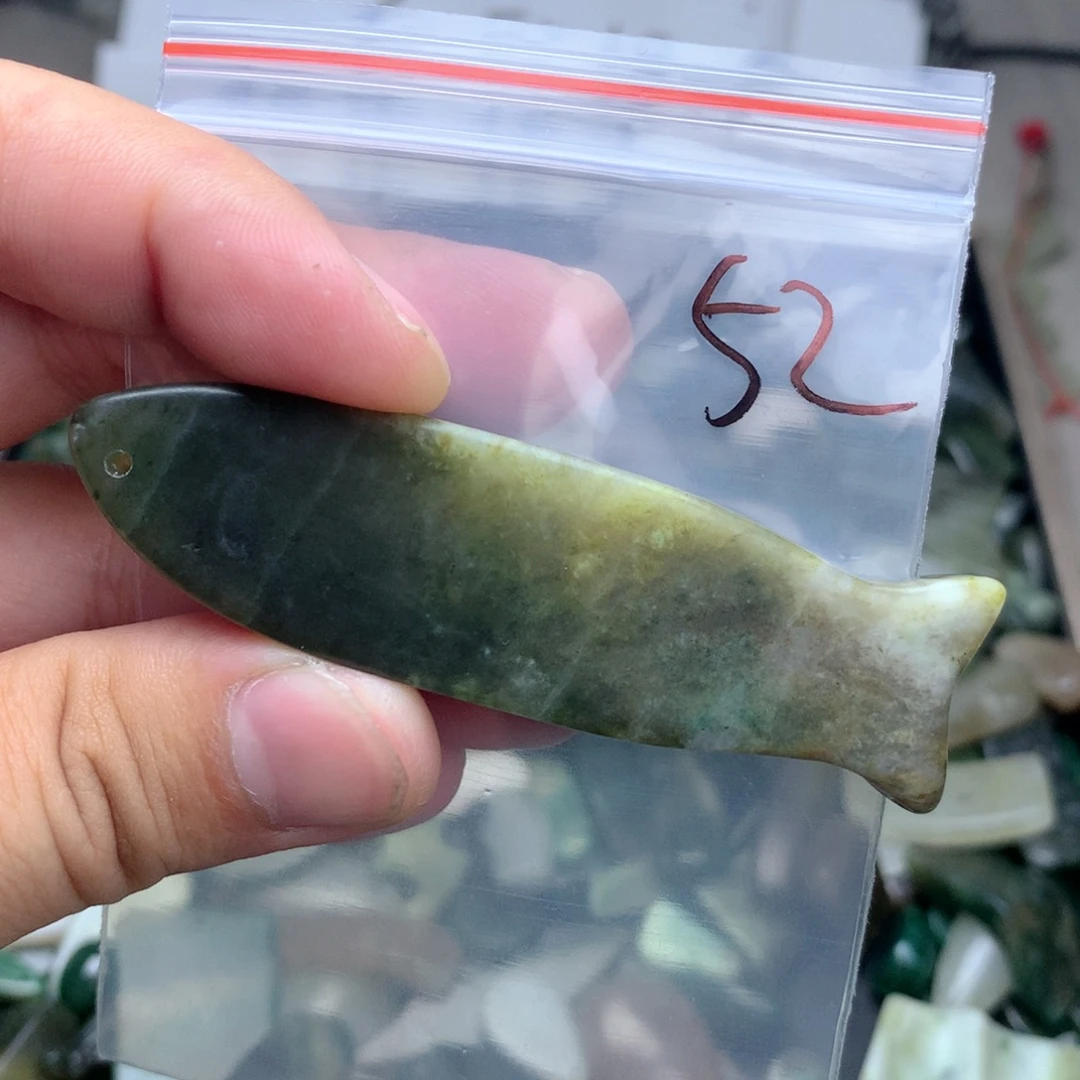 独山玉未镶嵌珠宝半成品