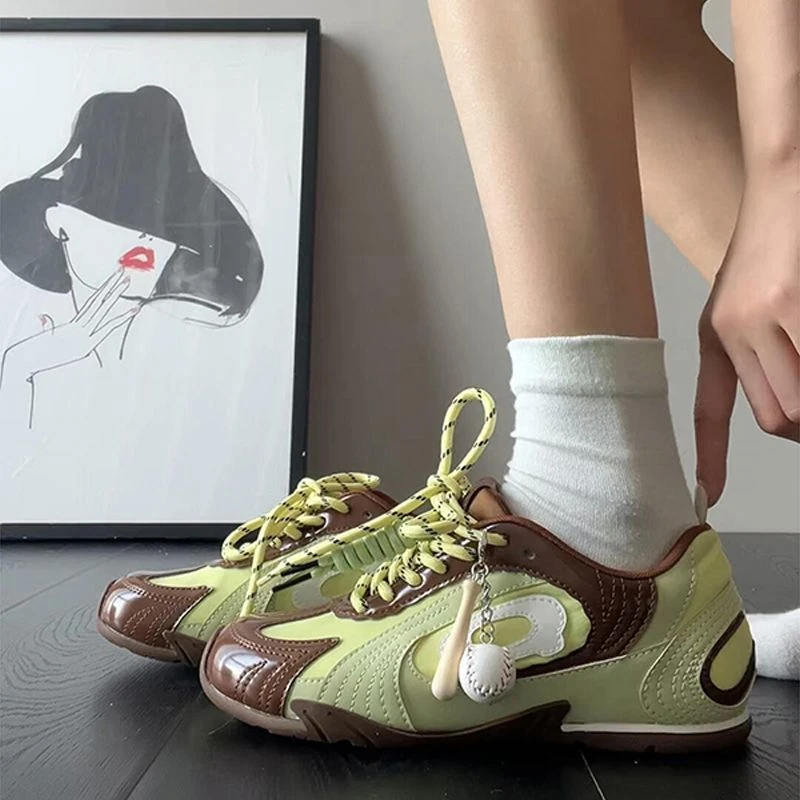 小众赛车鞋内增高德训鞋子女2025新款爆款网面透气休闲轻便运动鞋