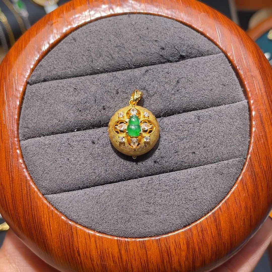 翡翠银S925镶嵌颈饰