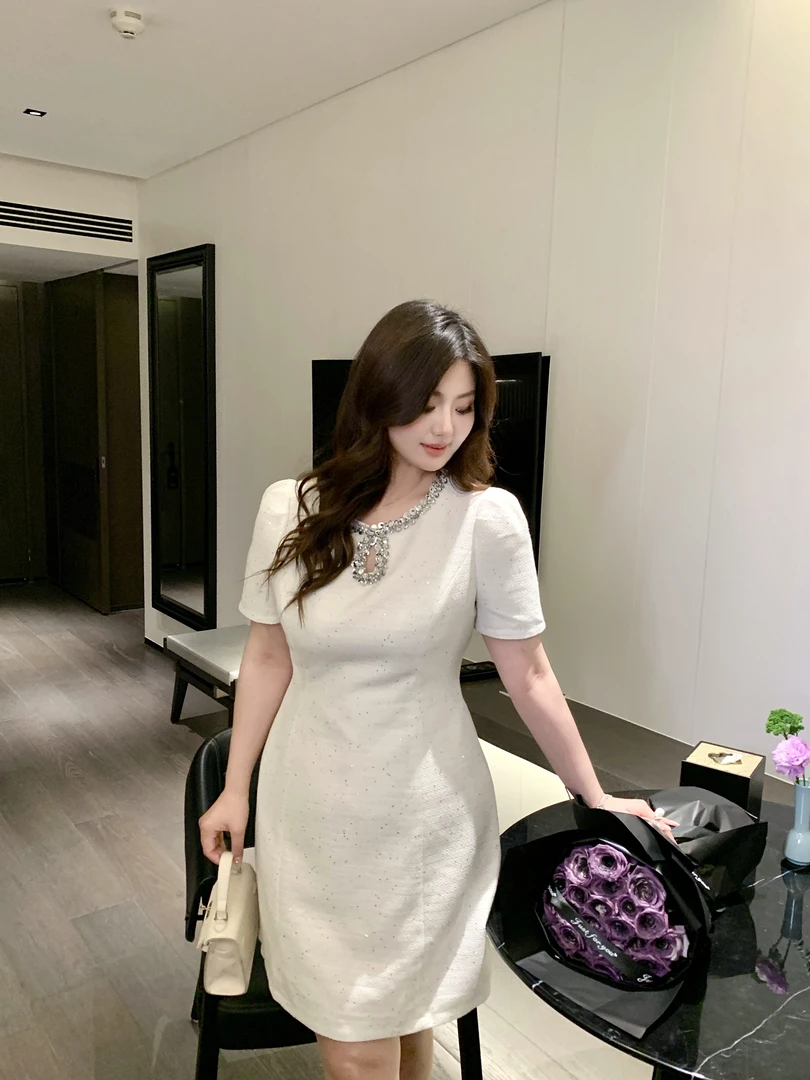 【新品上新第一天】设计师款短裙夏季显瘦连衣裙白色蕾丝开叉G1131A