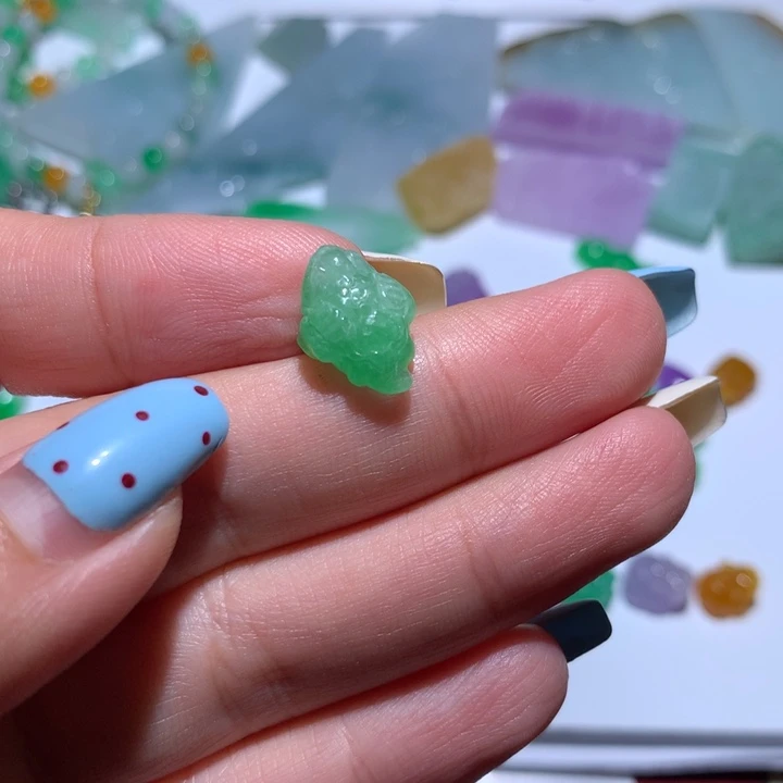 翡翠未镶嵌颈饰无镶嵌47