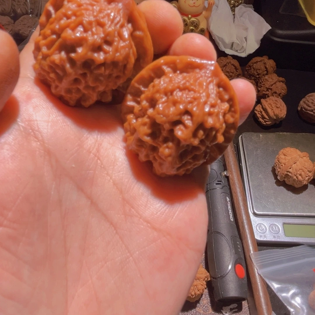 瑞麟文玩核桃荔枝纹