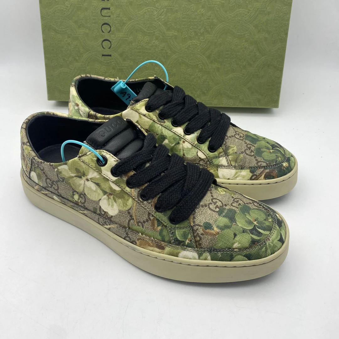 95新 GUCCI/古驰 40.5码/绿色花卉印时尚百搭舒适休闲板鞋