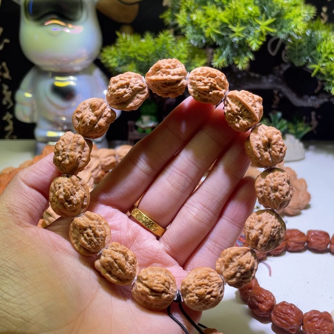 快***天核桃文玩核桃小金蝉