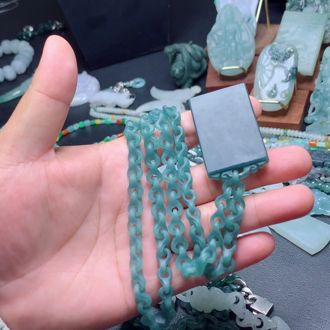 张***彪定制翡翠未镶嵌翡翠