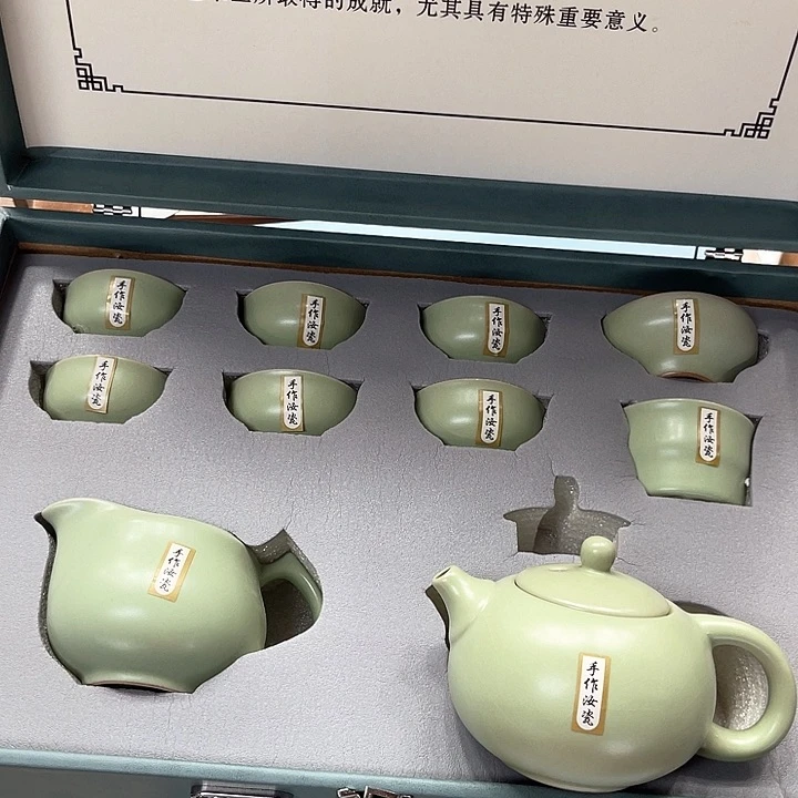 孤品茶具套装等。