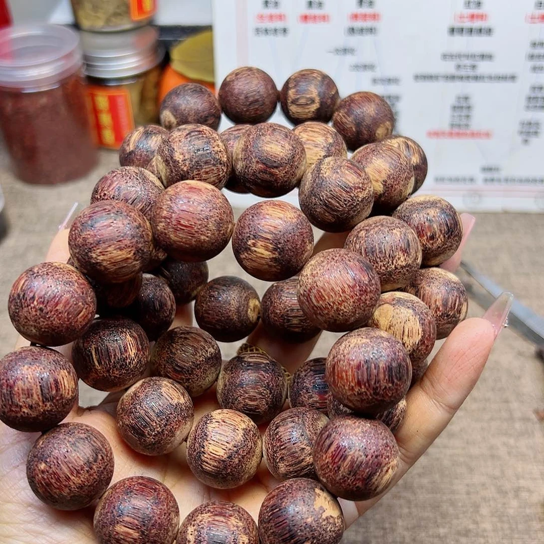 藤类I****D降真香缅甸东枝料绿油爆甲超一档2.0的2条