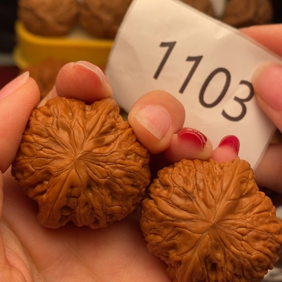 把件桃核铁锤36……