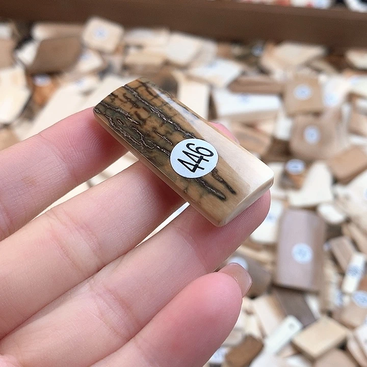 泥塑不打孔联系客服