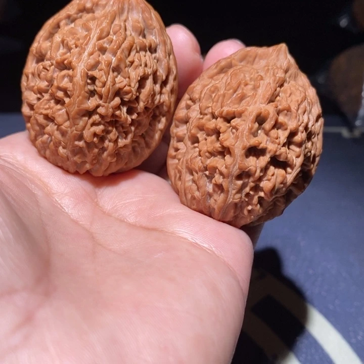 文玩核桃吊坠大蒜头38尺