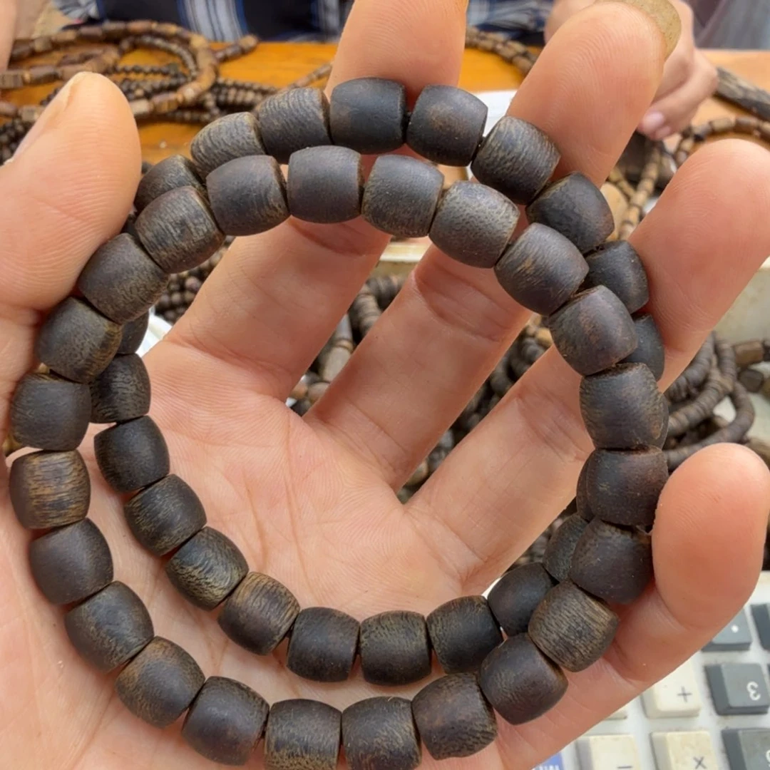 沉香碎屑沉香单圈股珠沉水蓝宝石10克多样性发一