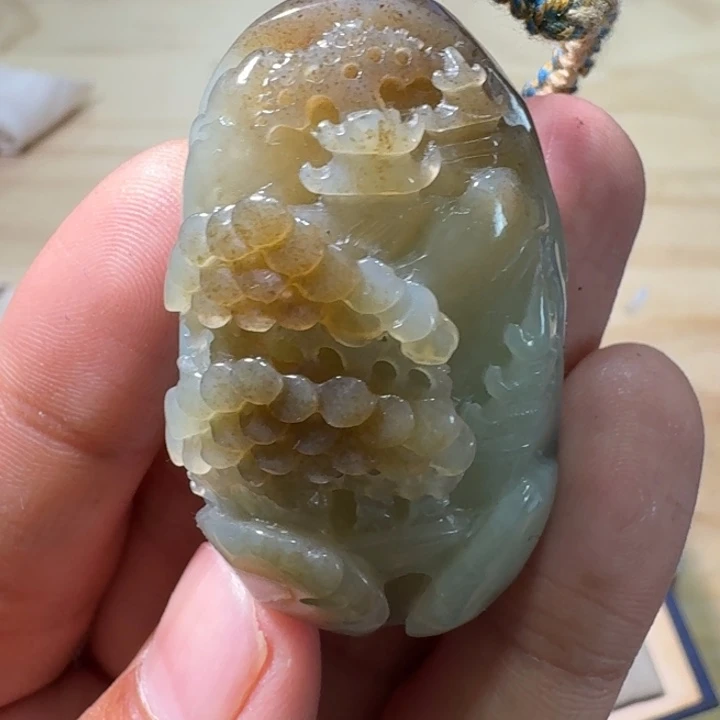和田玉（糖玉）未镶嵌挂件
