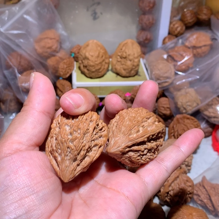 雪***子核桃手串/手链塔尖