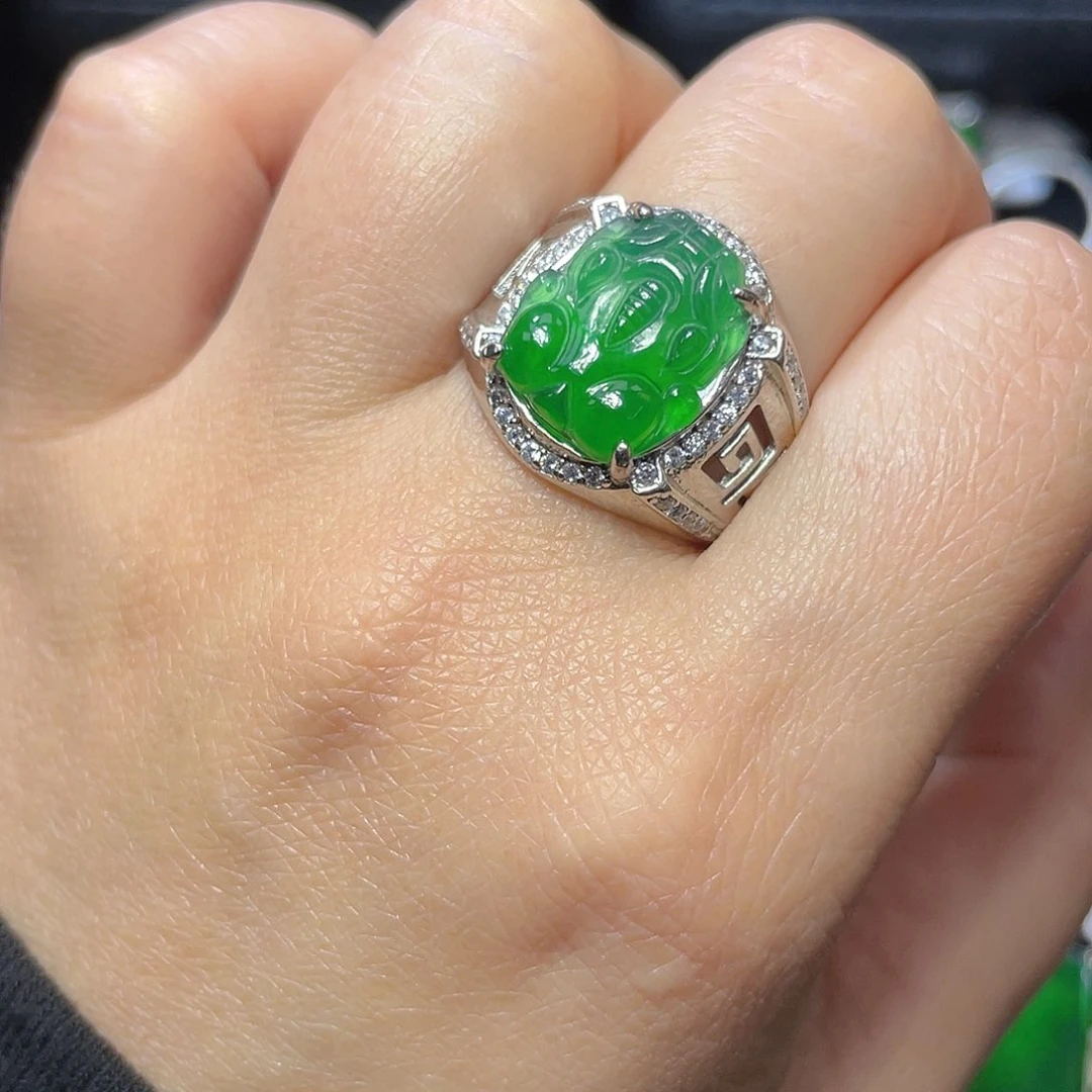 翡翠颈饰银S925镶嵌翡翠