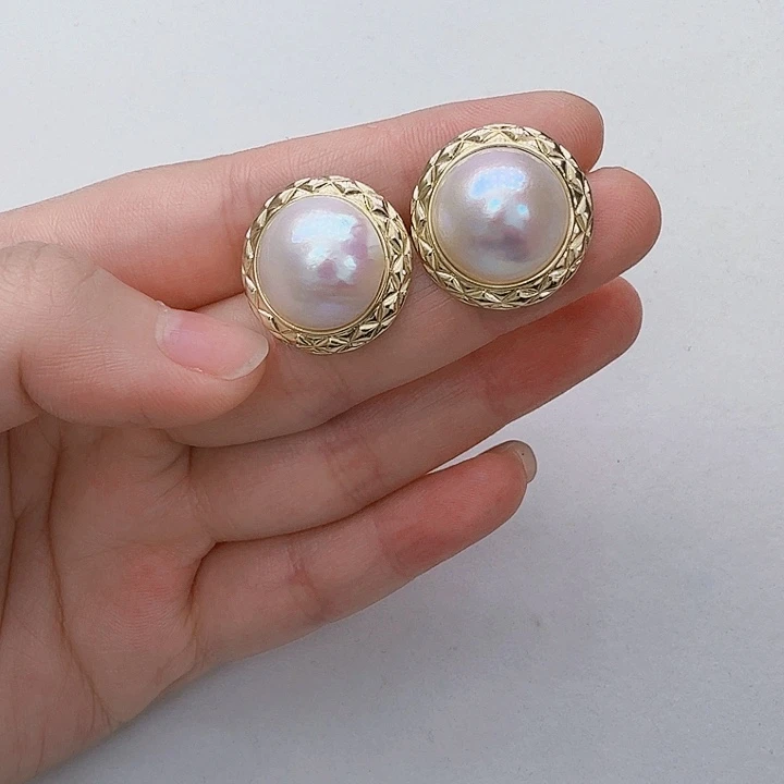 耳饰拼合珍珠（马贝珠）未镶嵌