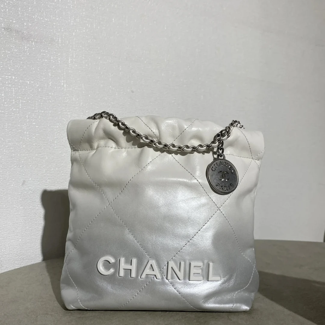 95新 Chanel/香奈儿 青奢荟/白银渐变迷你垃圾袋斜跨包/72490