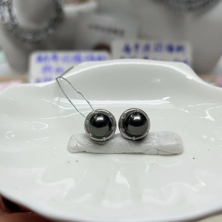 海水珍珠漏大溪地圆边麻花耳钉8-9mm银S925镶嵌