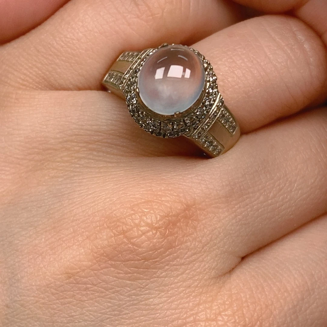 翡翠戒指未镶嵌翡翠