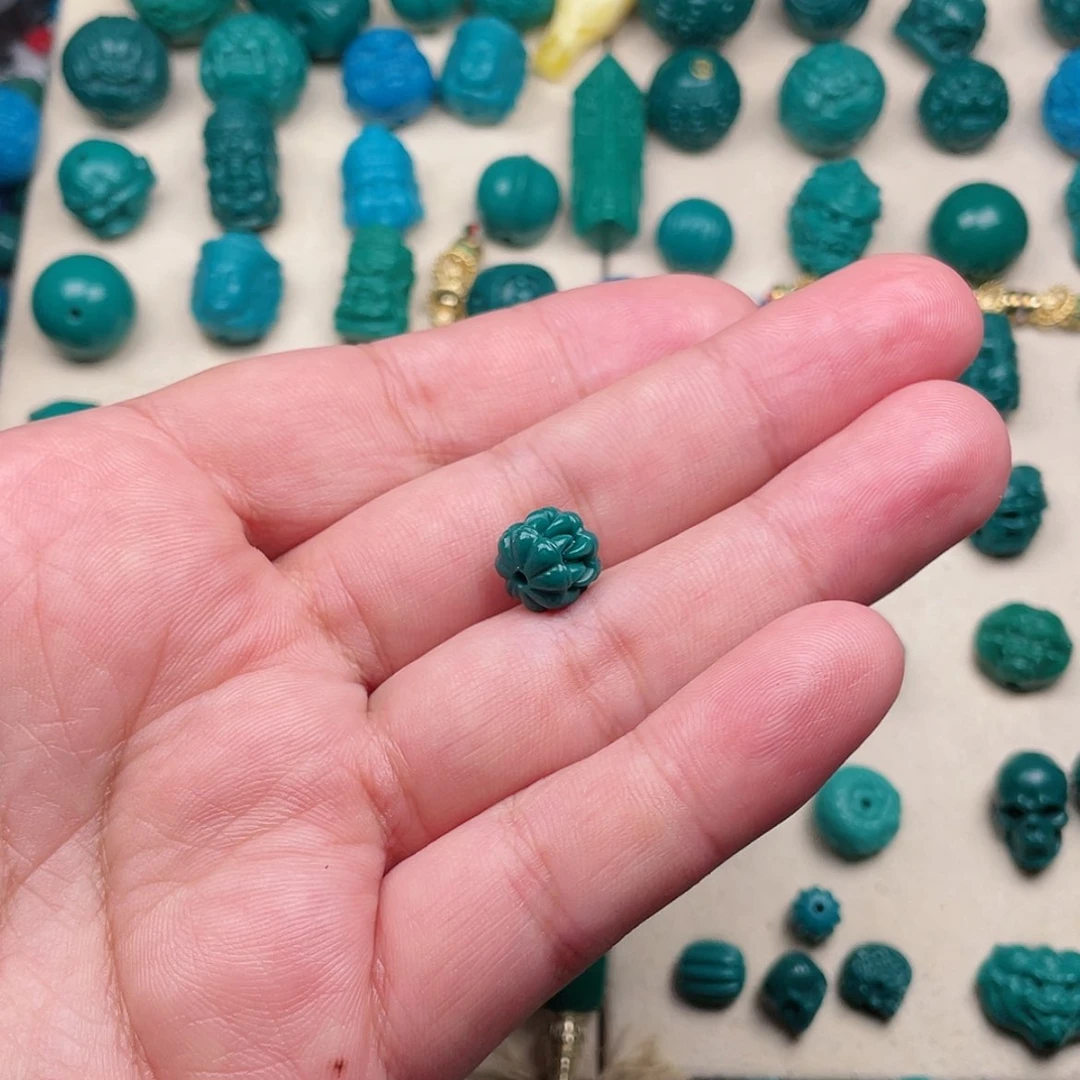 【闪购商品】玻璃颈饰吞噬9×10一个