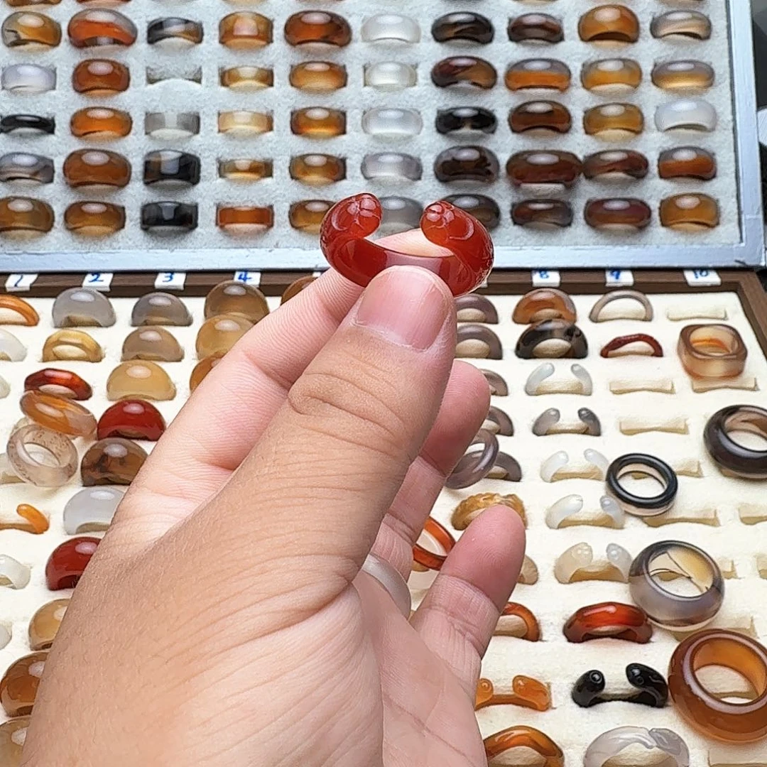 玛瑙/玉髓戒指未镶嵌