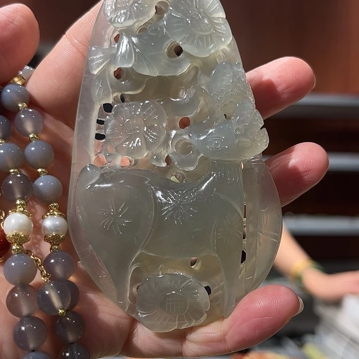 岫玉未镶嵌毛衣链