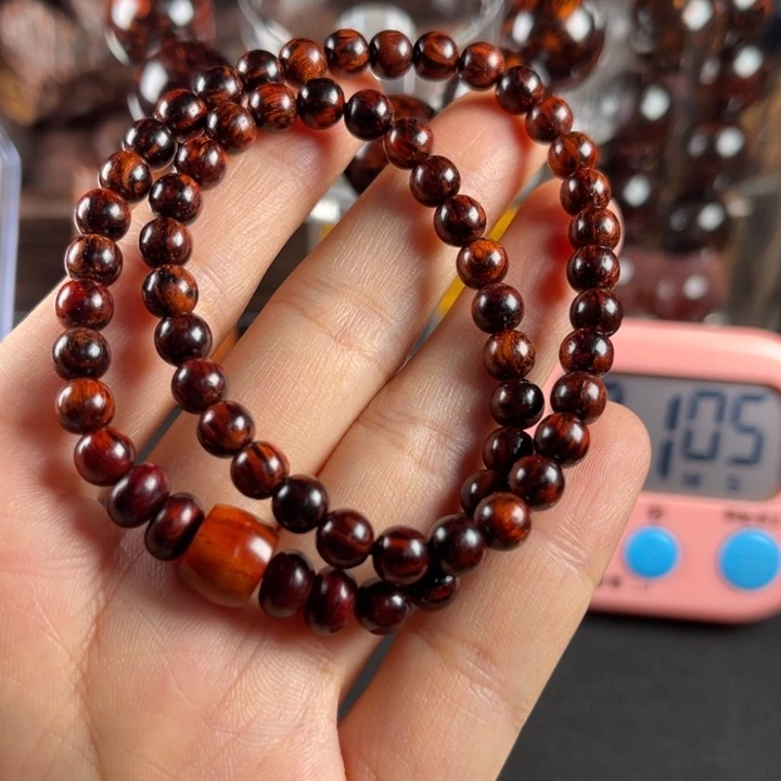 晶***）降真香无事牌红降06双圈