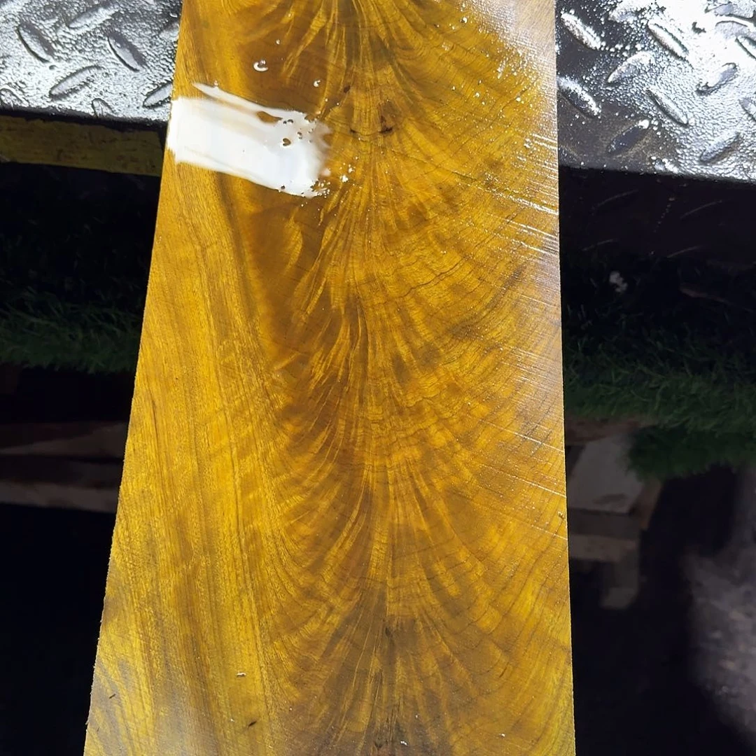 金丝楠乌木等多种天然植物萃取