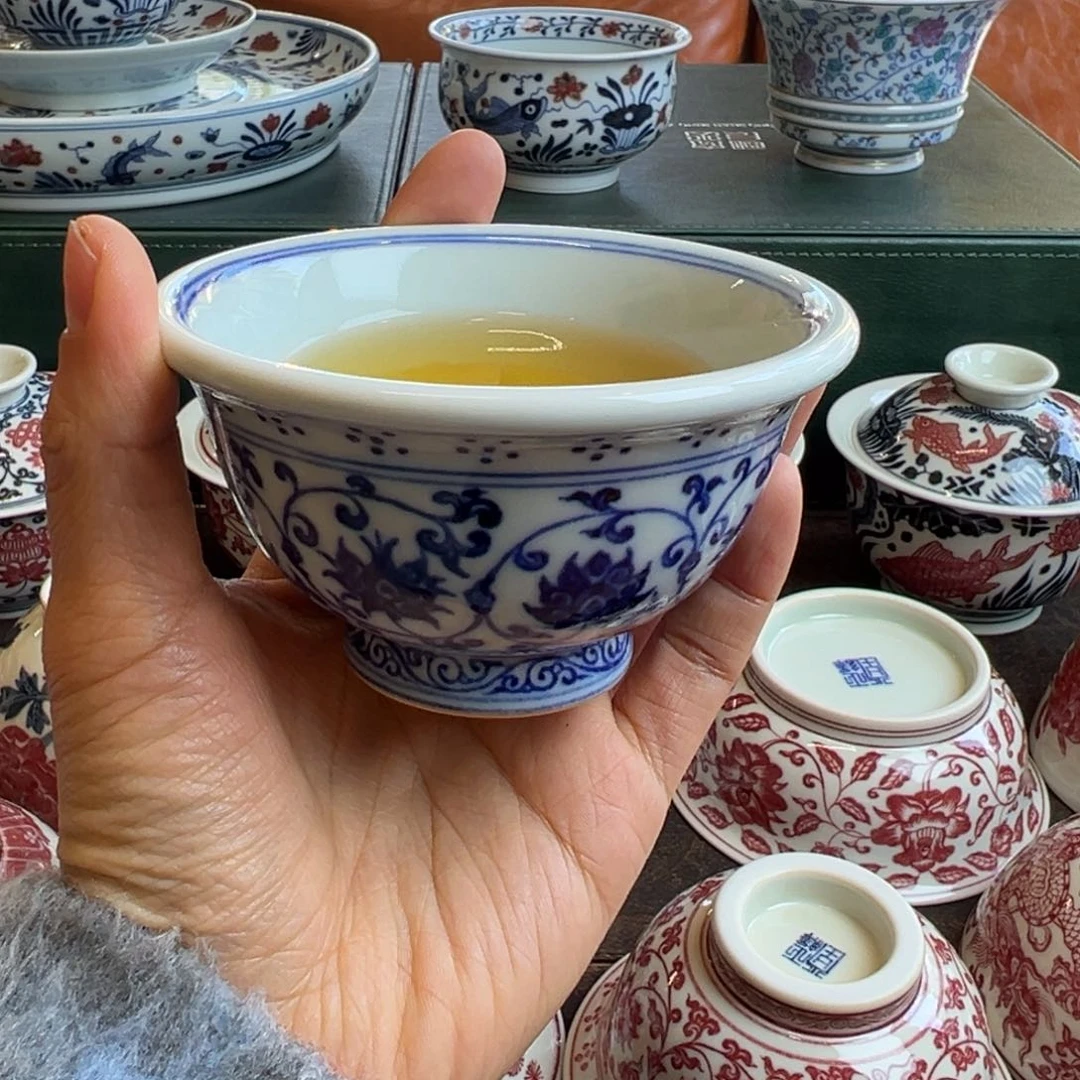 H 自用款经典缠枝莲压手杯