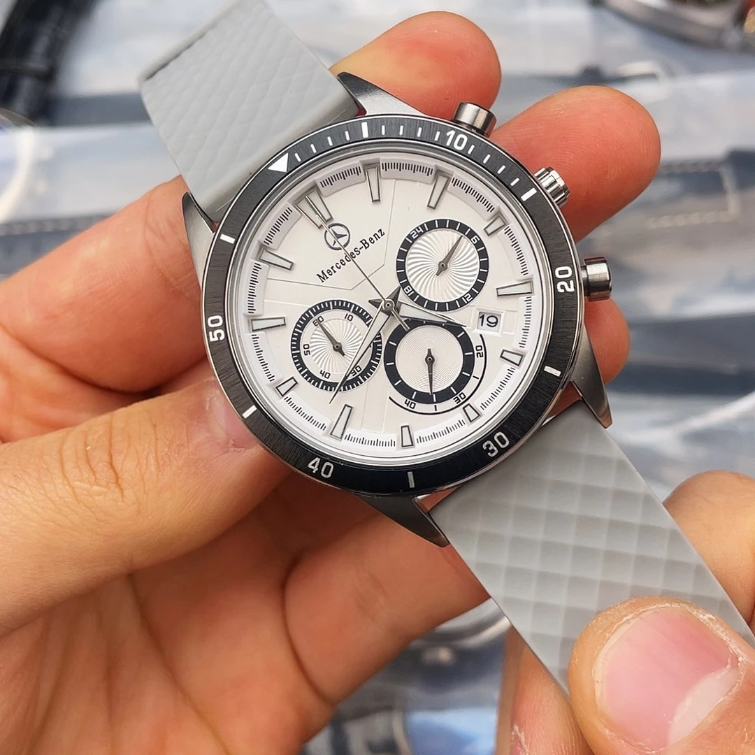 孤品男士石英刚壳腕表