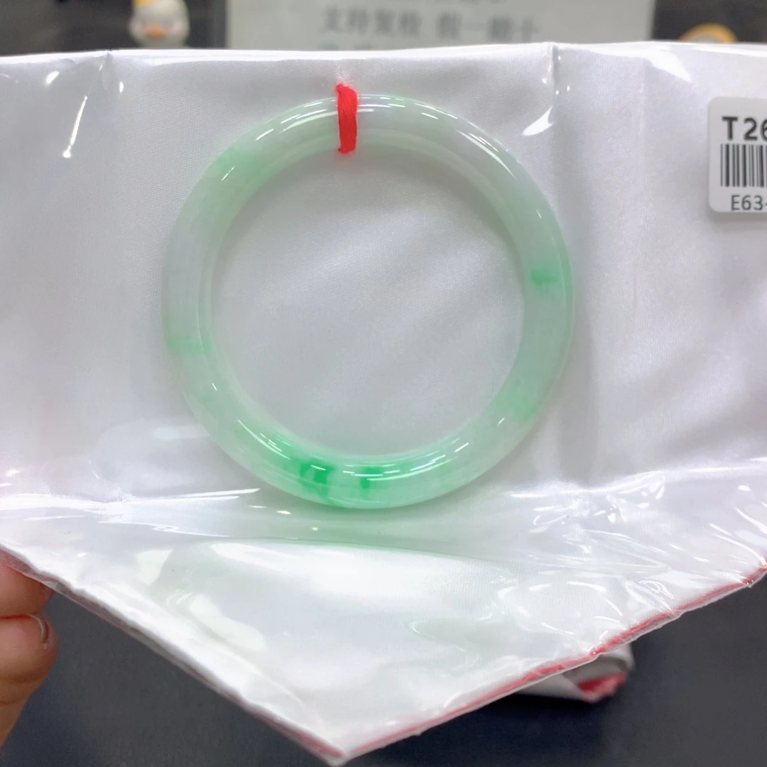 ****y翡翠未镶嵌手镯翡翠