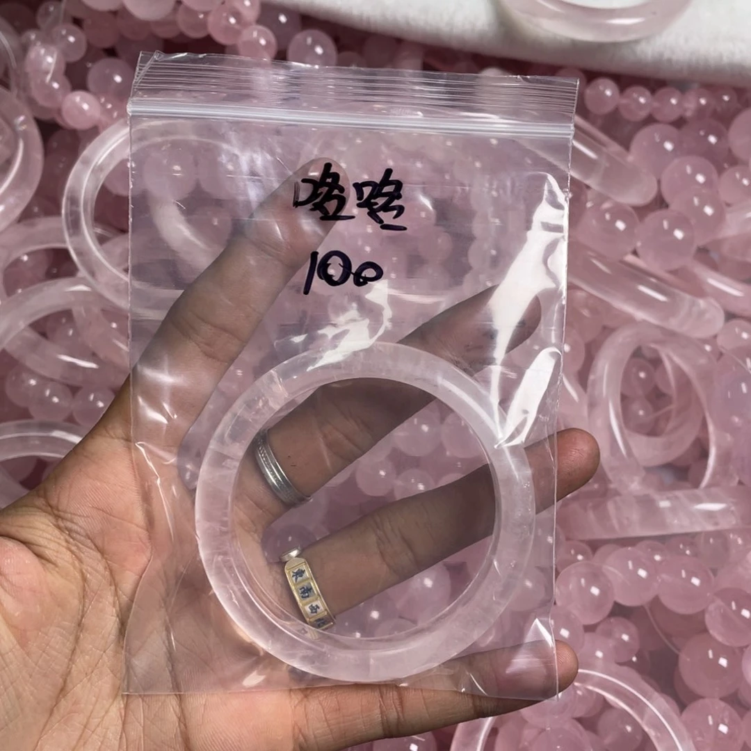 水晶天然莫粉手镯未镶嵌