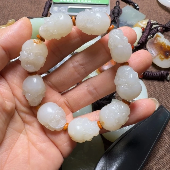 郭***玉和田玉未镶嵌颈饰