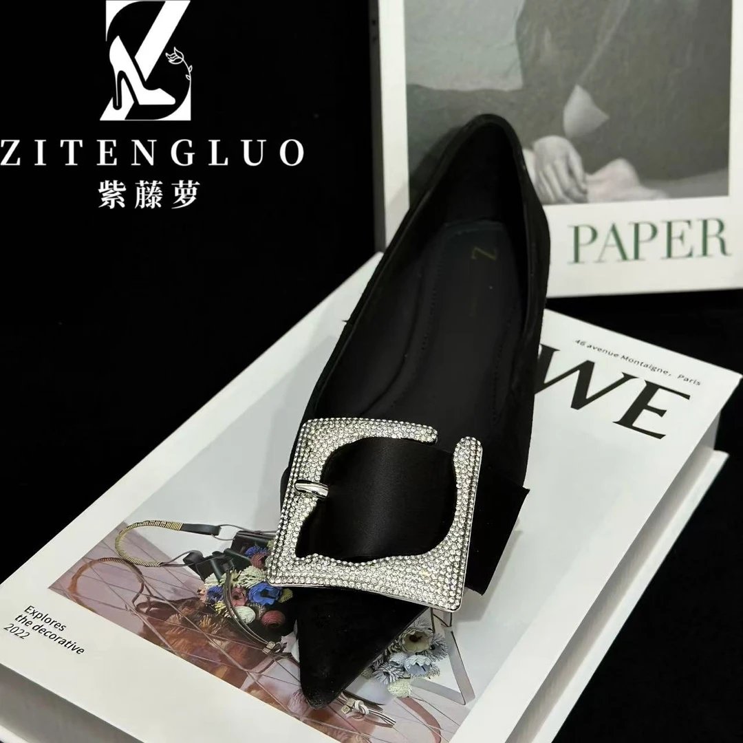 ZiTengLuo/羊皮内里纯色钻饰简约百搭平底女瓢鞋2311-330
