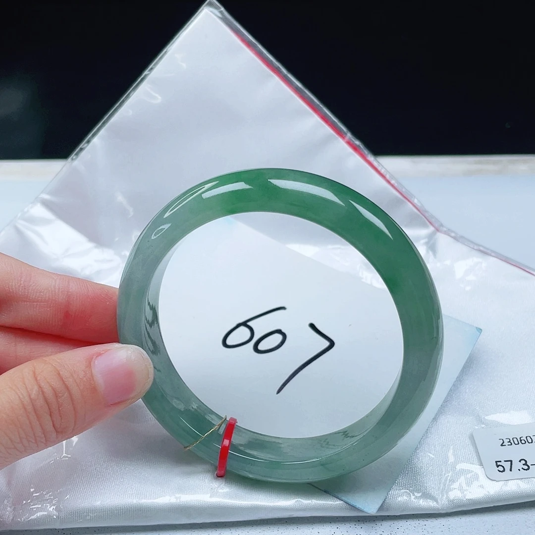 翡翠未镶嵌手镯57+正圈