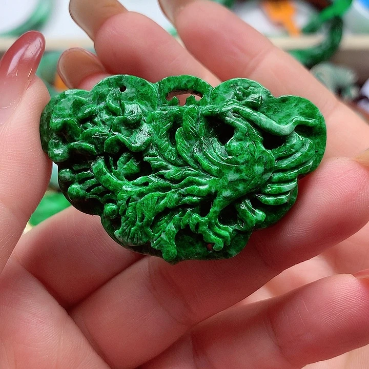 颈饰未镶嵌翡翠翡翠