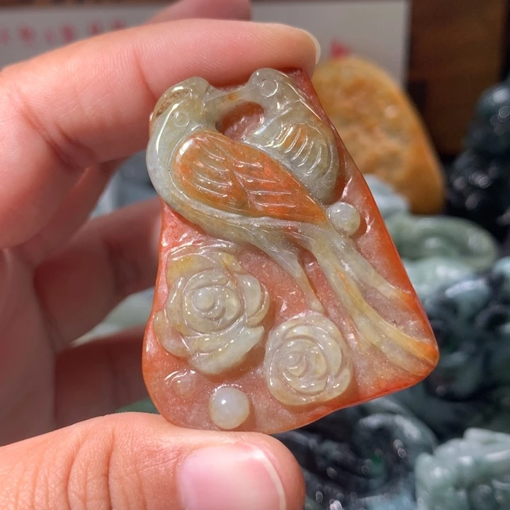 翡翠未镶嵌颈饰保真天然A货翡翠