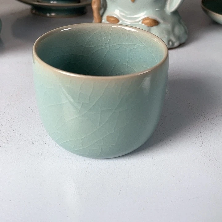 摆件天青釉 玉璧罗汉单杯
