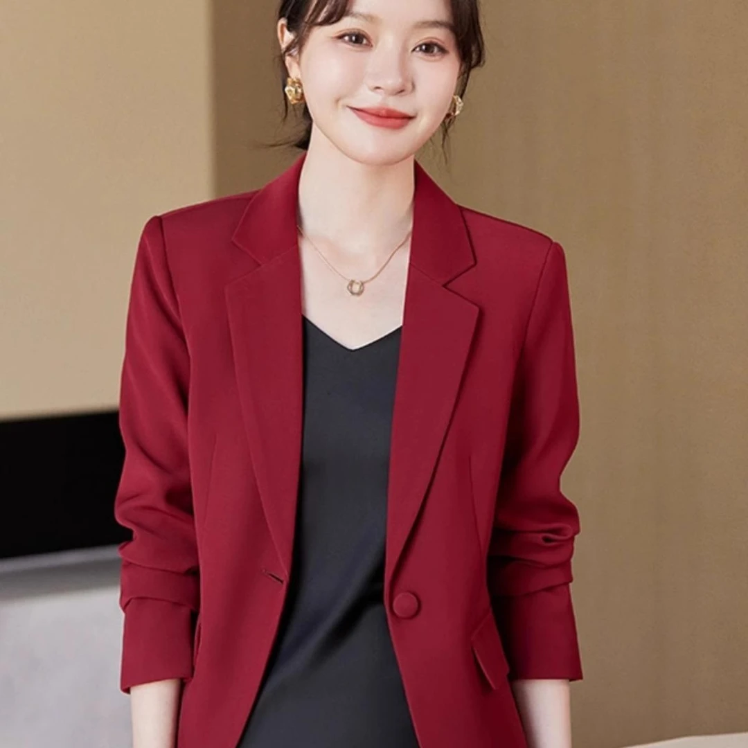 酒红色小西装外套女2025春秋新款修身气质小个子上衣休闲时尚西服
