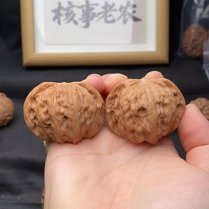 方***儿桃核吊坠磨盘全品