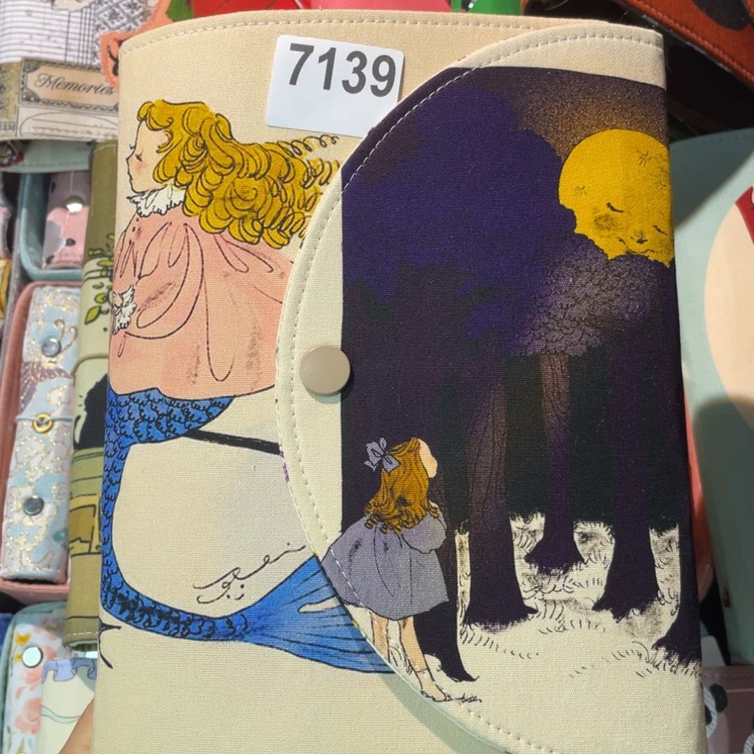 刺绣A5 活页不加纸7139。