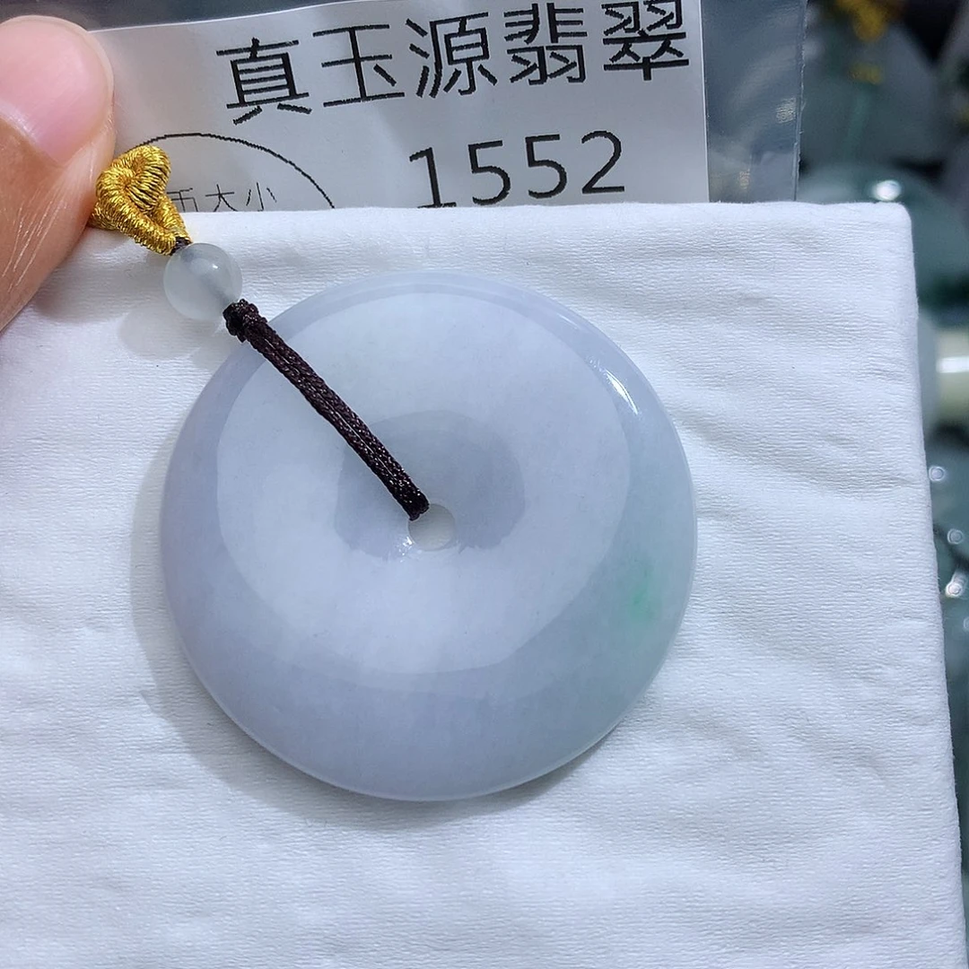 翡翠未镶嵌颈饰1552