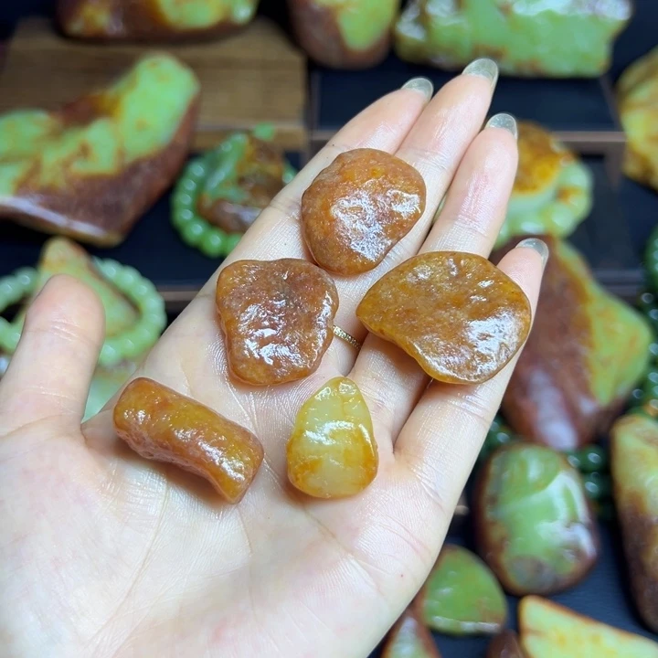 和田玉（糖玉）未镶嵌挂件