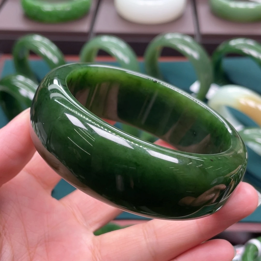 和田玉（碧玉）未镶嵌手镯6364