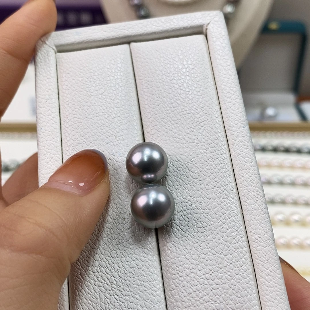 耳饰海水珍珠18K金镶嵌10.6m大溪地黑珍珠耳钉（铂金灰）