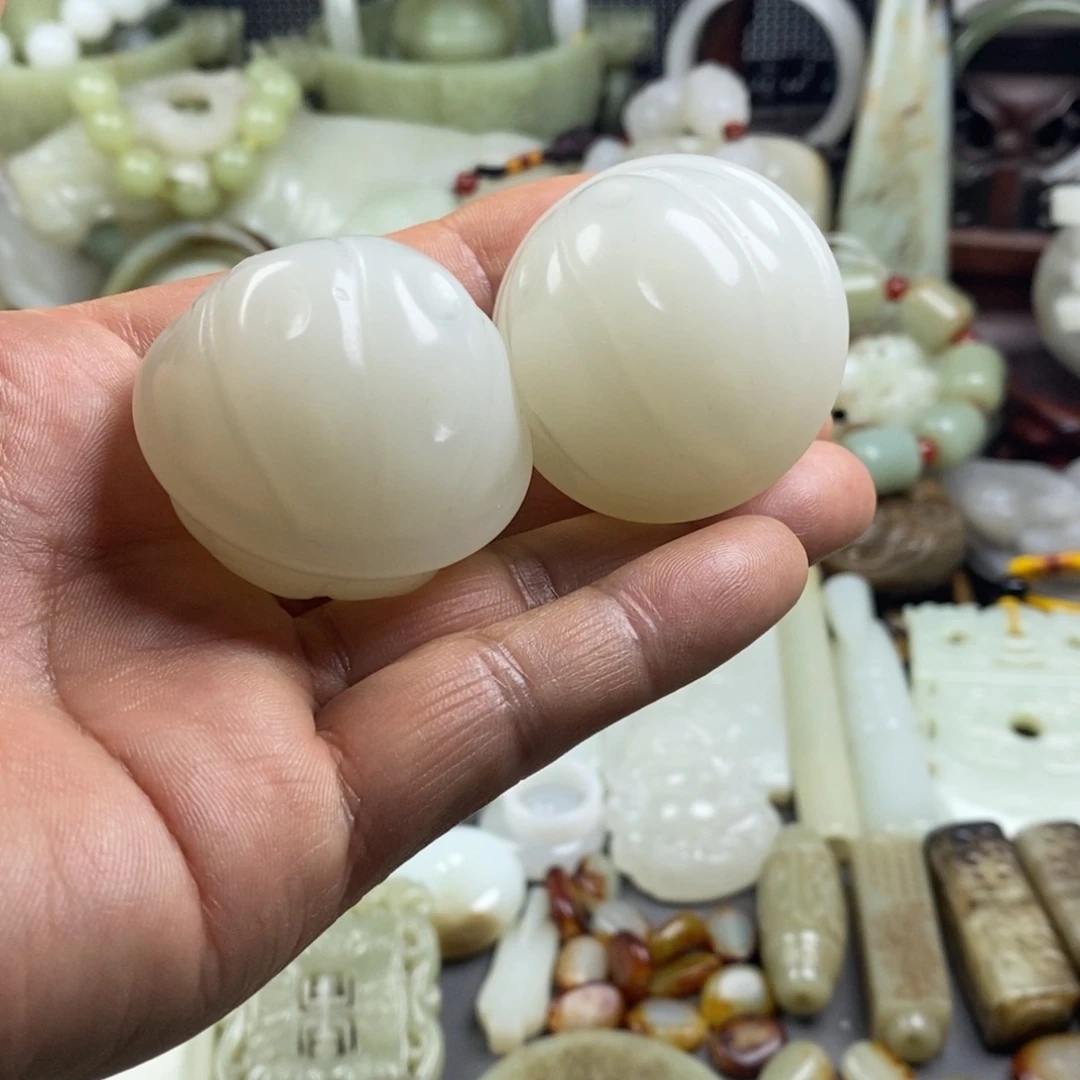 和田玉（糖玉）未镶嵌颈饰