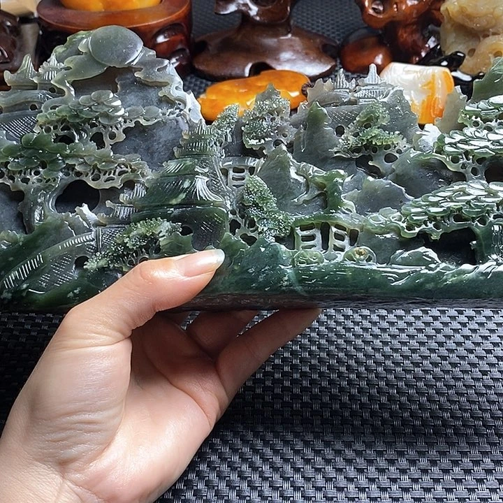 和田玉摆件未镶嵌泰**出