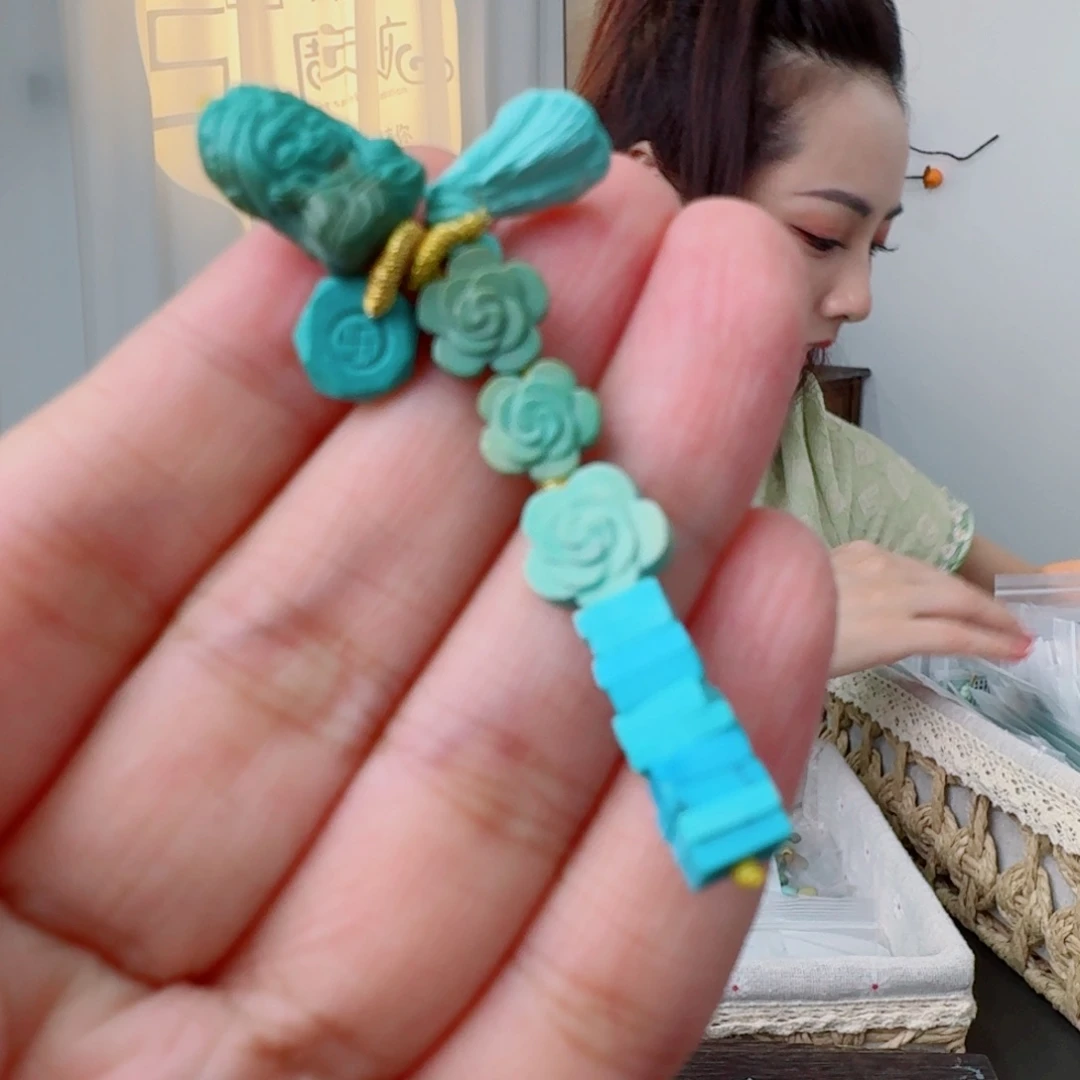 未镶嵌绿松石珠宝奇石