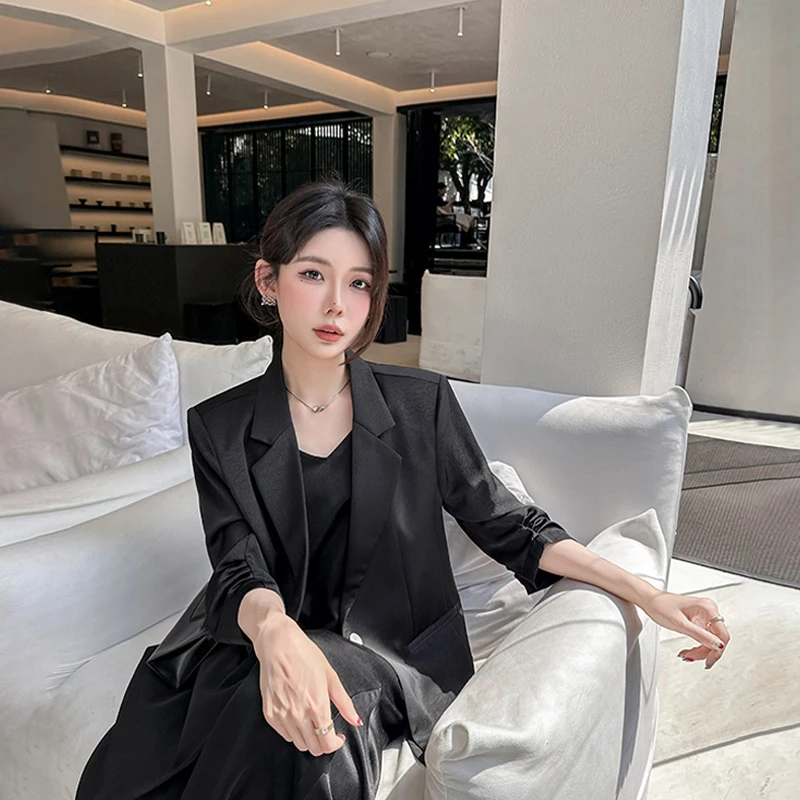 七分袖薄款缎面西装外套女2025夏季新款高端气质中袖休闲西服上衣