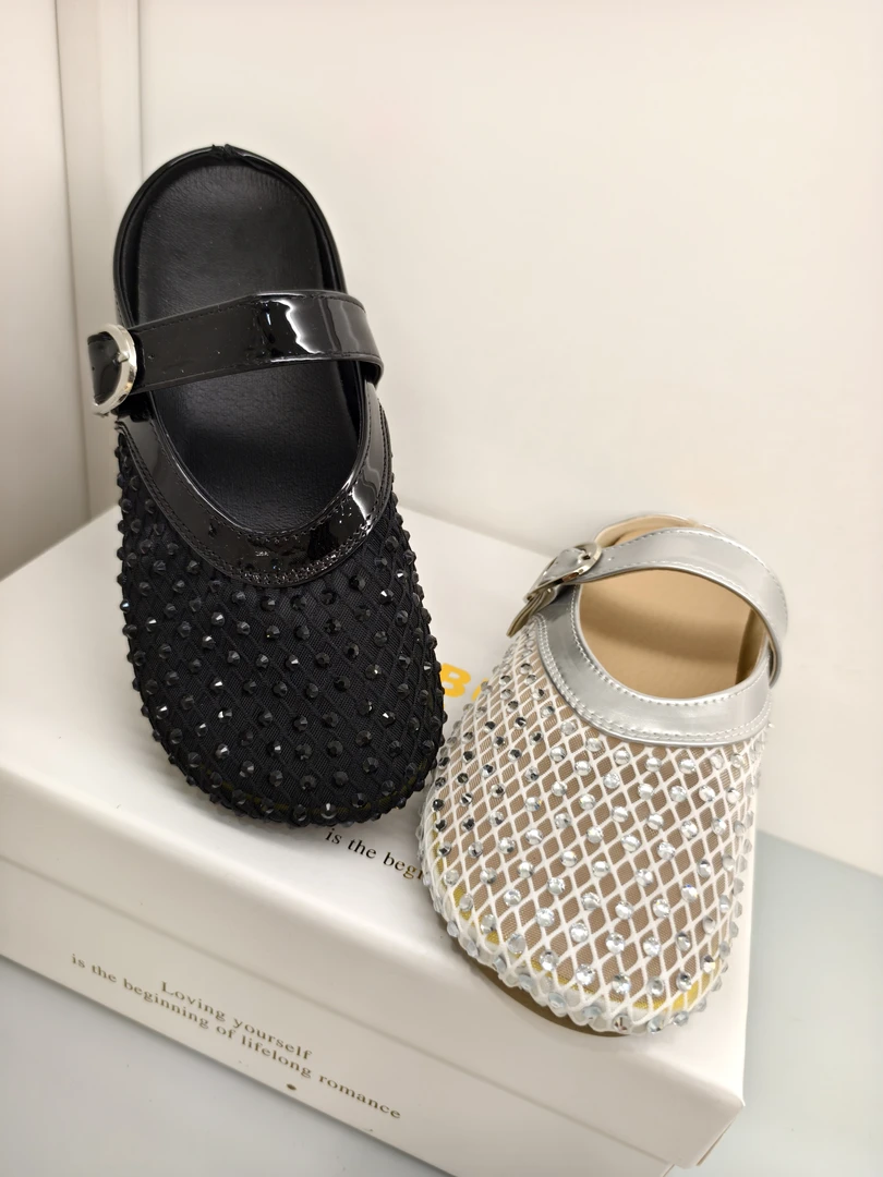 坡跟镂空铬鞣包头平跟纯色包头拖洋气尖头女宝小香风