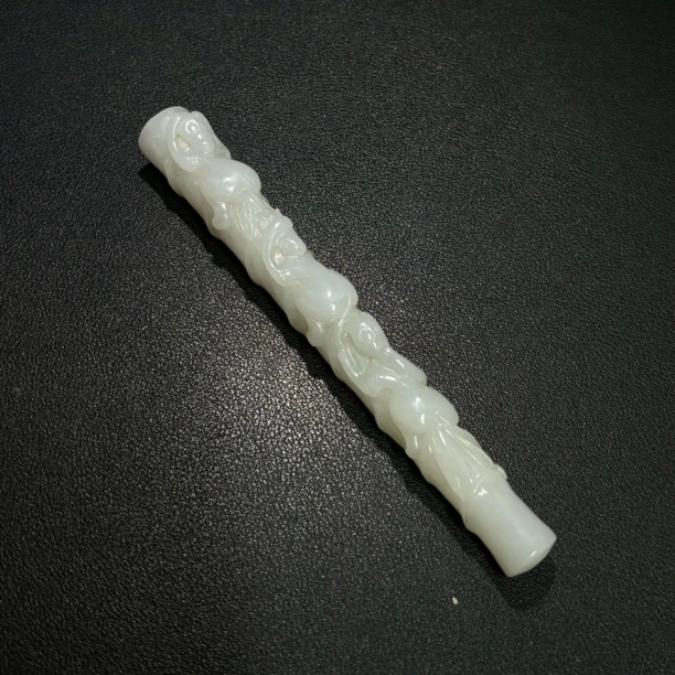 旧藏和田玉三不猴烟嘴/古87112